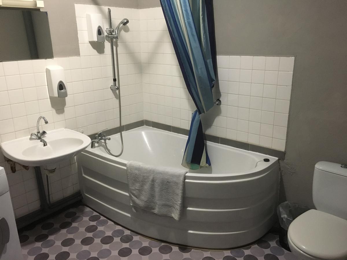 Allo Allo Bed & Breakfast Le Grand-Bourg Bagian luar foto
